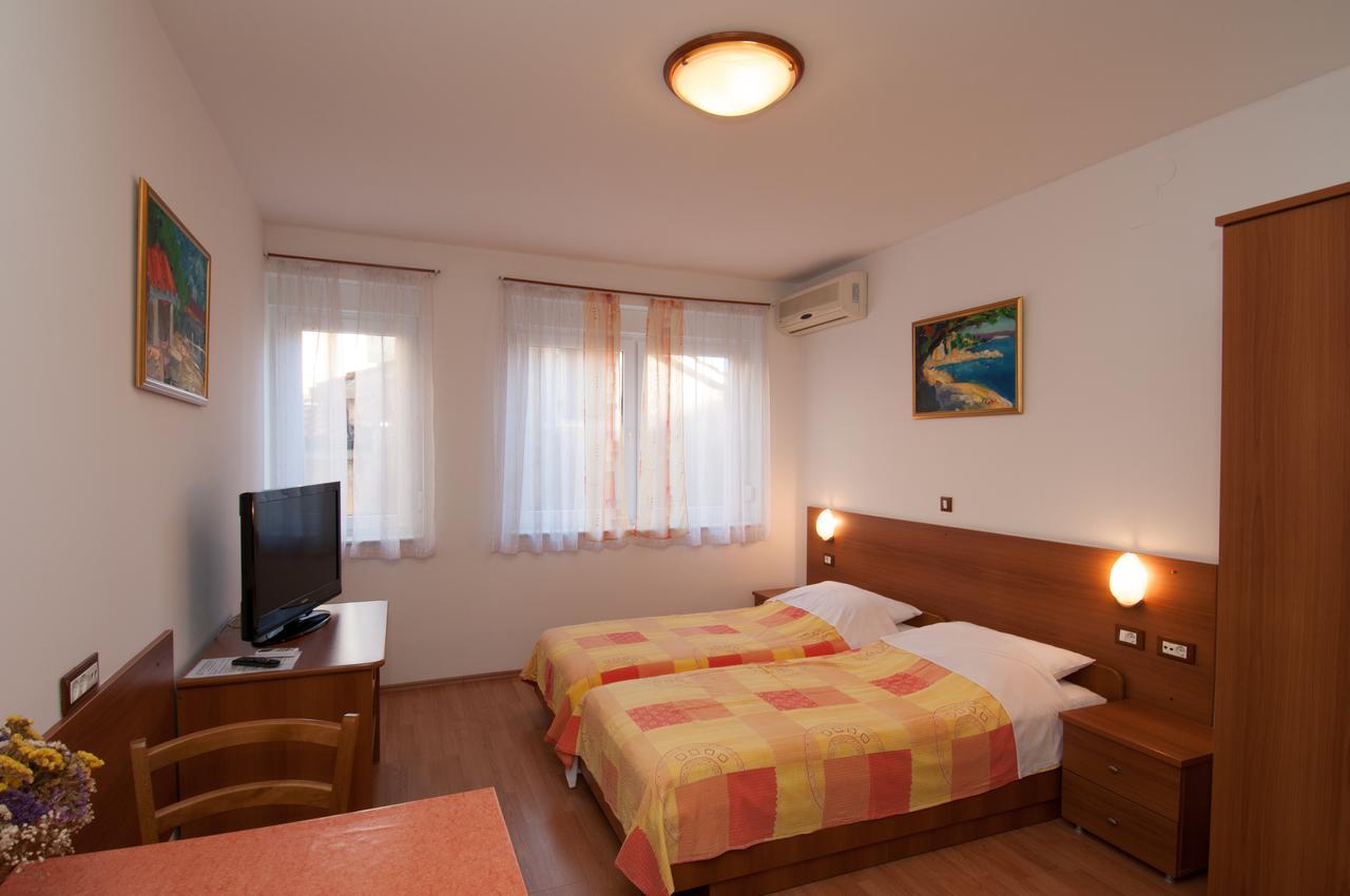 Apartments And Rooms Liburnija Опатия Экстерьер фото
