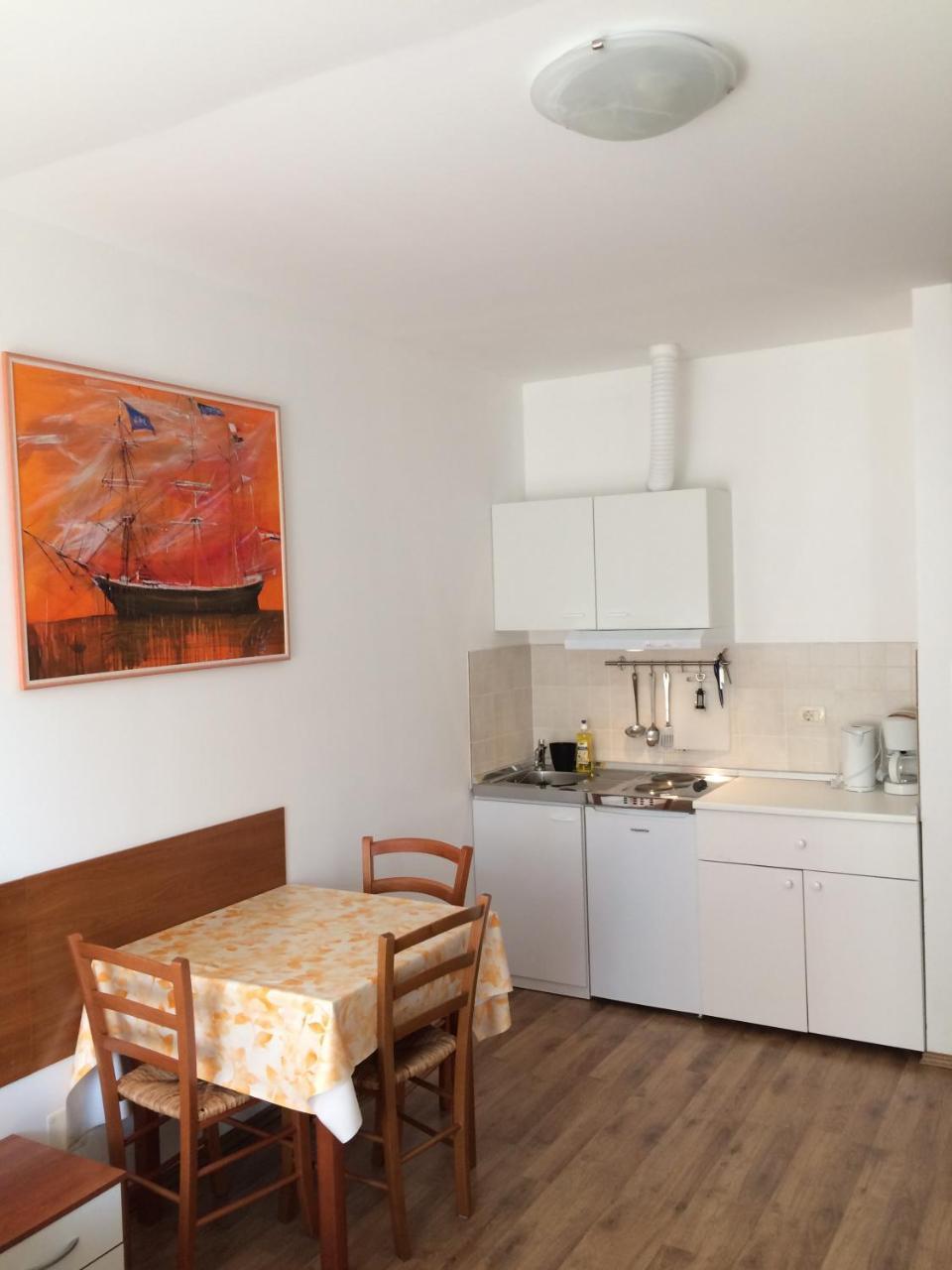 Apartments And Rooms Liburnija Опатия Экстерьер фото